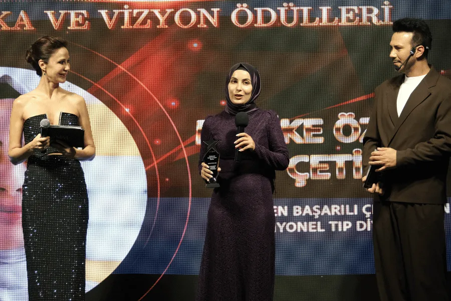 Presentation of the international medicine award